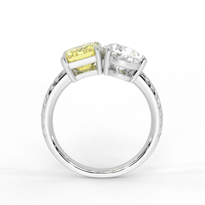 Pear and yellow emerald cut toi et moi ring with approx. 4.74ct lab-grown diamonds in 14k gold