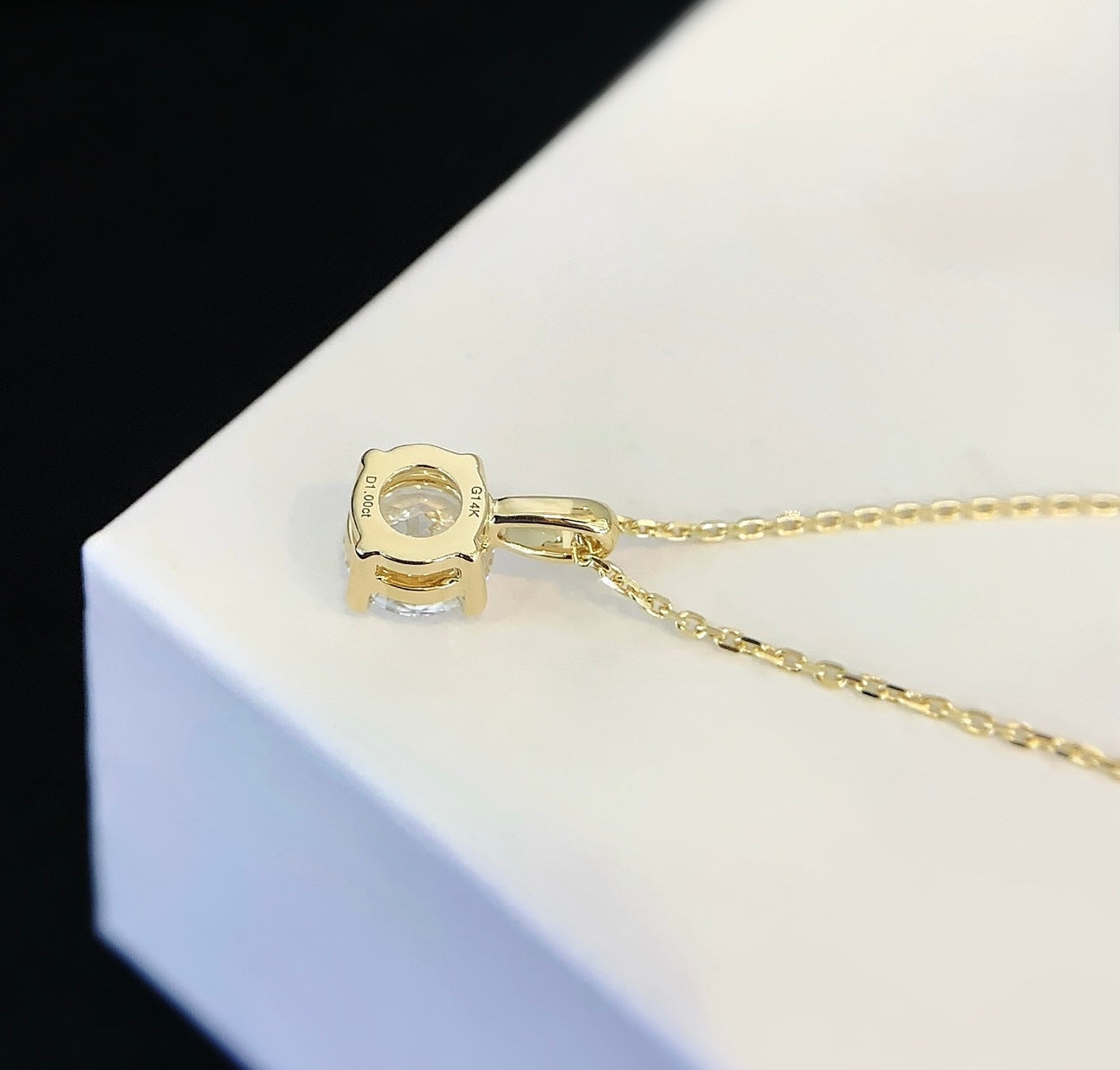 Round Diamond Pendant, 1ct Lab-Grown Diamond, 14k Yellow Gold