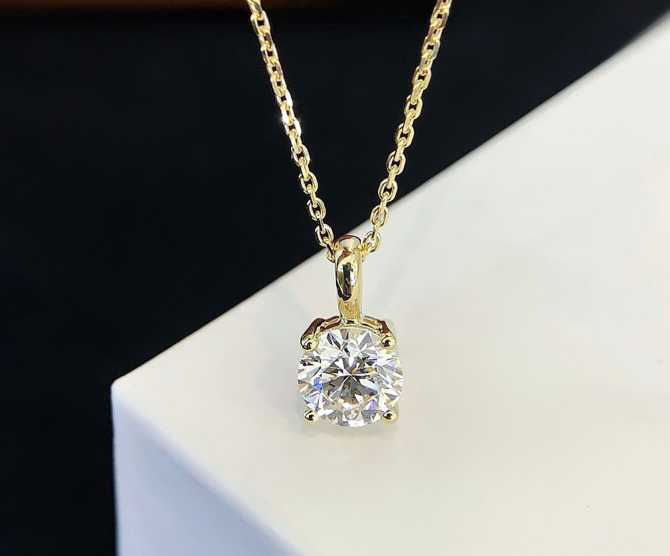 Round Diamond Pendant, 1ct Lab-Grown Diamond, 14k Yellow Gold