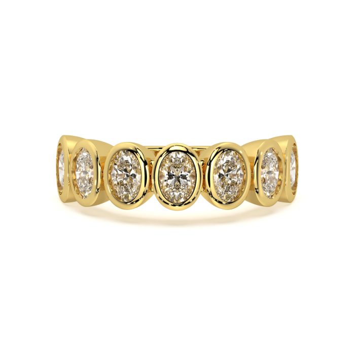 Oval bezel band with approx. 4.30ct lab-grown diamonds in 14k yellow gold
