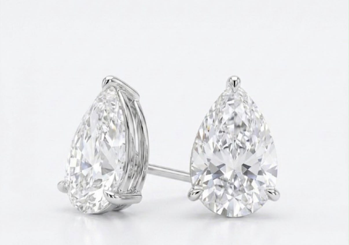 Pear stud earrings with approx. 4.20ct lab-grown diamonds in 14k white gold